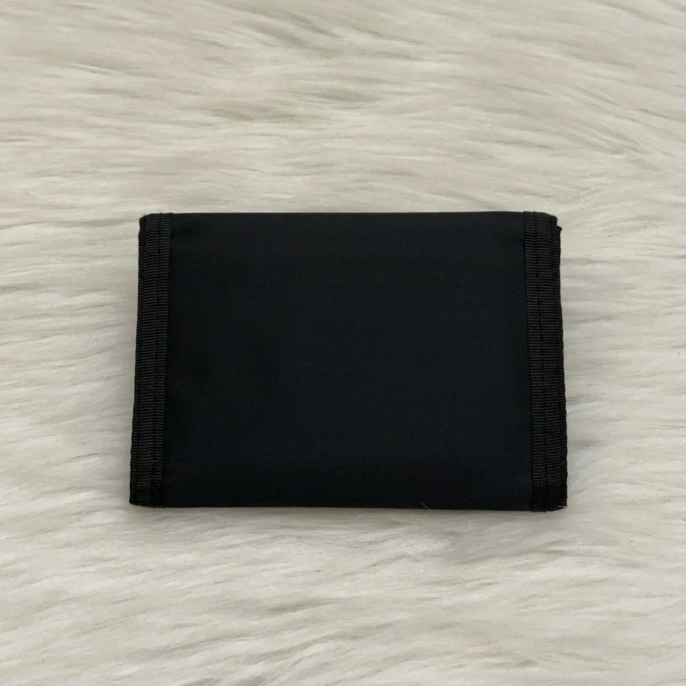 JORDACHE - BLACK BLUE NYLON SPORT VARSITY CLUB TRIFOLD VELCRO WALLET